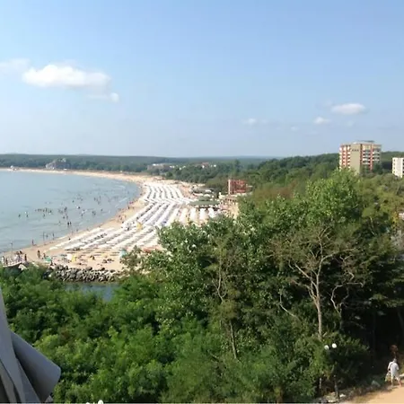 Del Mare Apartment *